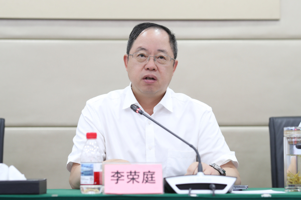 B67I9764-李荣庭.jpg
