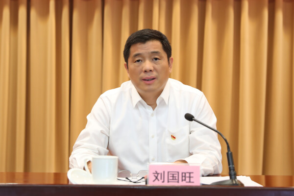 B67I9583_副本刘国旺讲授专题党课.jpg